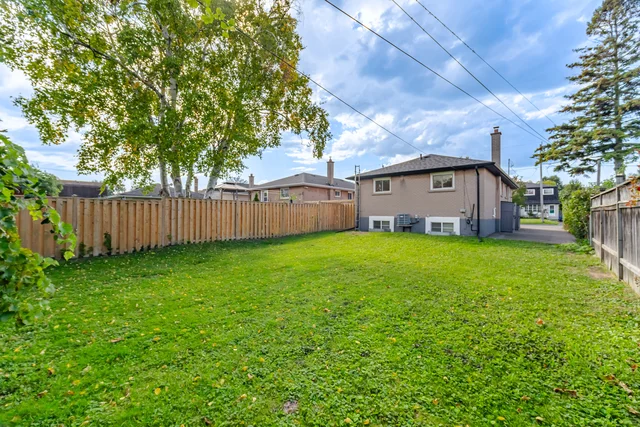 643 Perry Crescent, Oshawa - photo 48