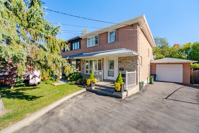 52 Bengal Court, North York - photo 2