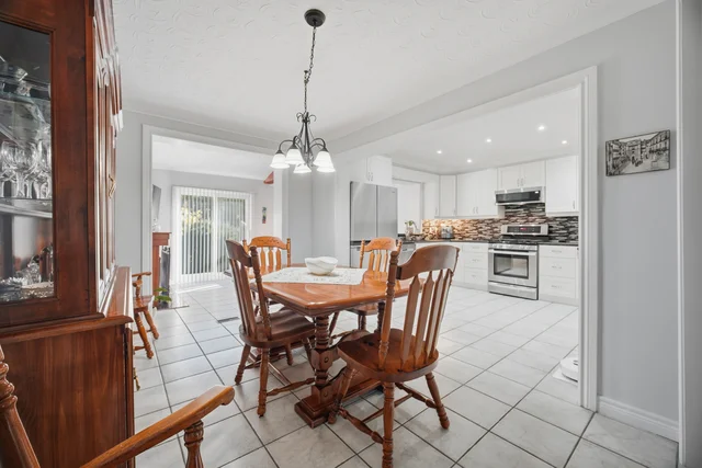 52 Bengal Court, North York - photo 13