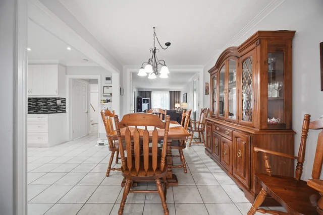 52 Bengal Court, North York - photo 15