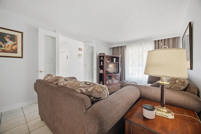 52 Bengal Court, North York - photo 18