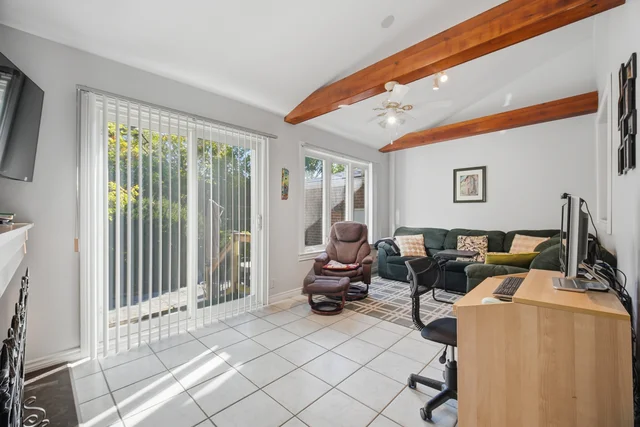 52 Bengal Court, North York - photo 19