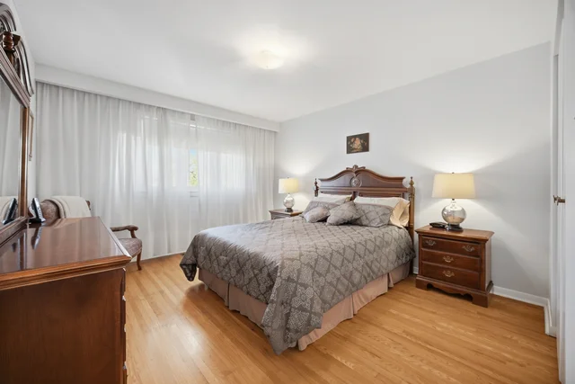 52 Bengal Court, North York - photo 25