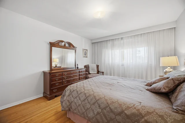 52 Bengal Court, North York - photo 26