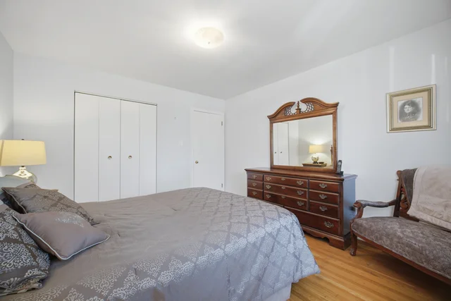52 Bengal Court, North York - photo 27