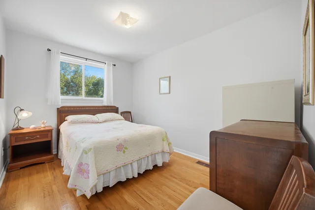 52 Bengal Court, North York - photo 28