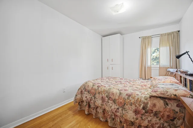 52 Bengal Court, North York - photo 32