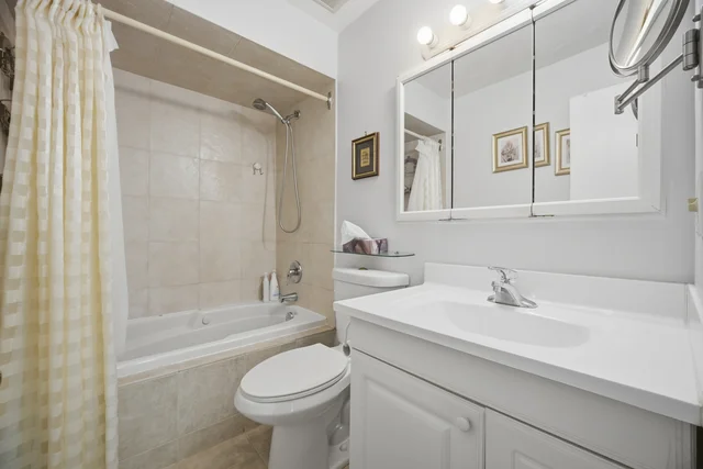 52 Bengal Court, North York - photo 34