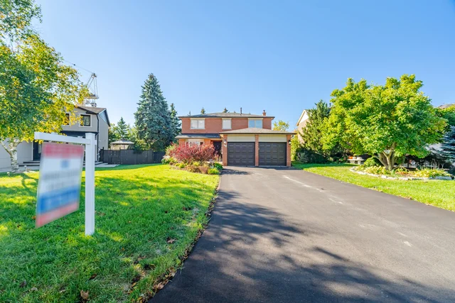 98 De Rose Avenue, Bolton - photo 3