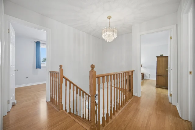 98 De Rose Avenue, Bolton - photo 30