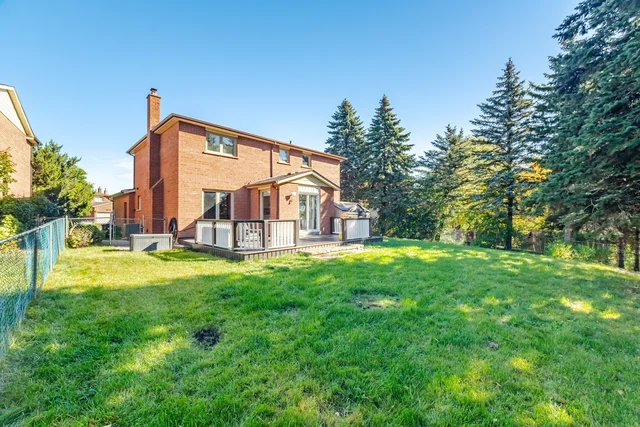 98 De Rose Avenue, Bolton - photo 48