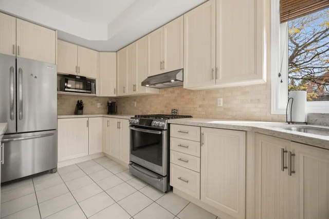 1600 Glenvista Drive, Oakville - photo 21