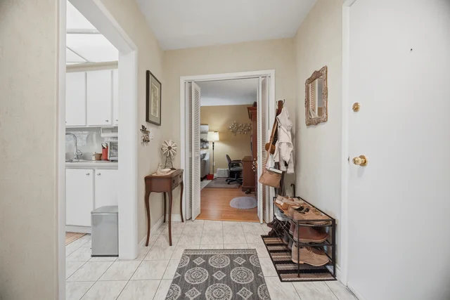#204-11 Woodman Drive South, Hamilton - photo 8