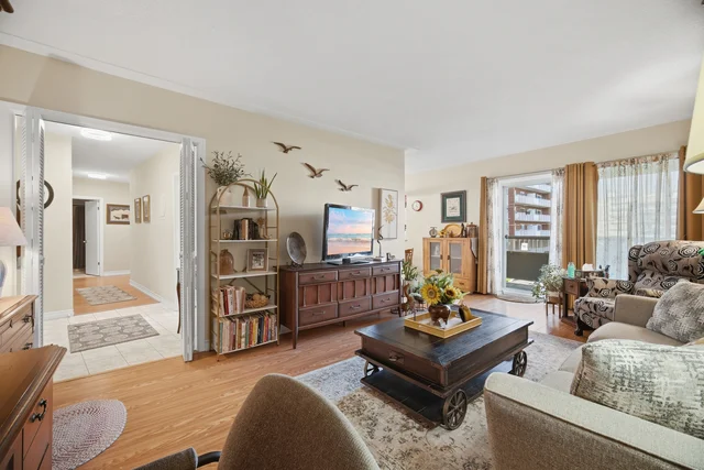#204-11 Woodman Drive South, Hamilton - photo 10