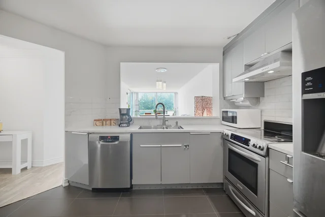 #306-1131 Steeles Avenue West, Toronto - photo 14