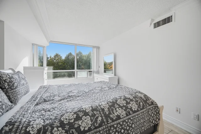 #306-1131 Steeles Avenue West, Toronto - photo 23