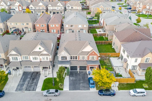 5 Andretti Crescent, Brampton - photo 2