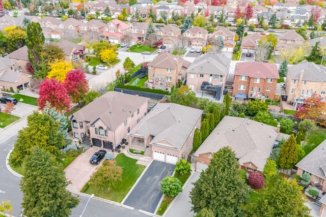 8 Piper Court, Vaughan - photo 3
