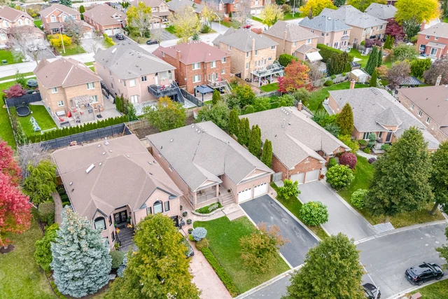 8 Piper Court, Vaughan - photo 4