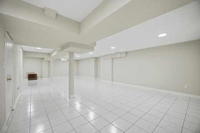 8 Piper Court, Vaughan - photo 60