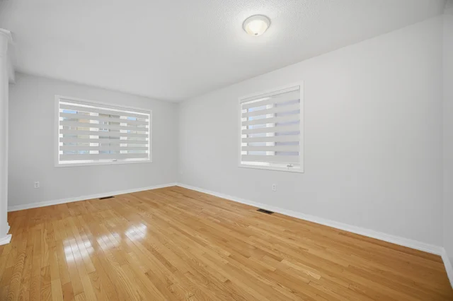 668 Caldwell Crescent, Milton - photo 8