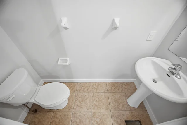 668 Caldwell Crescent, Milton - photo 17