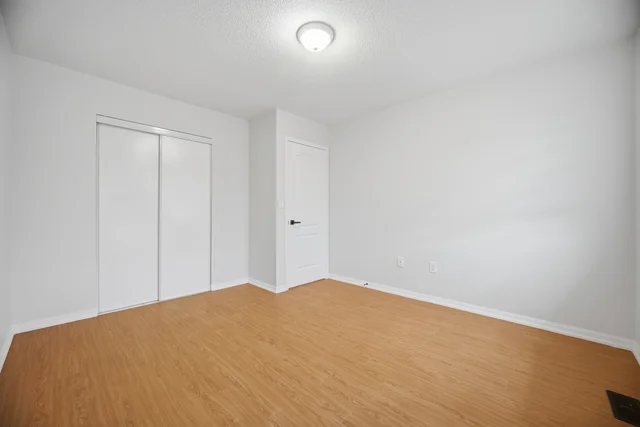 668 Caldwell Crescent, Milton - photo 27