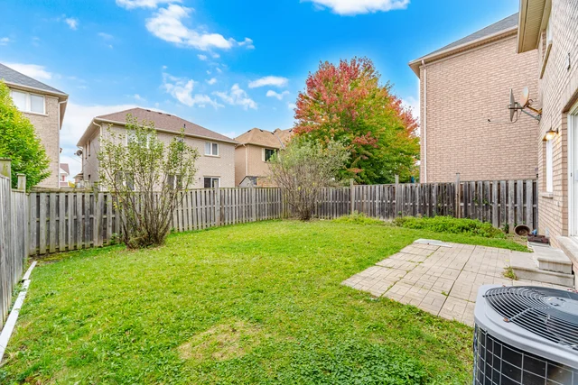 668 Caldwell Crescent, Milton - photo 44