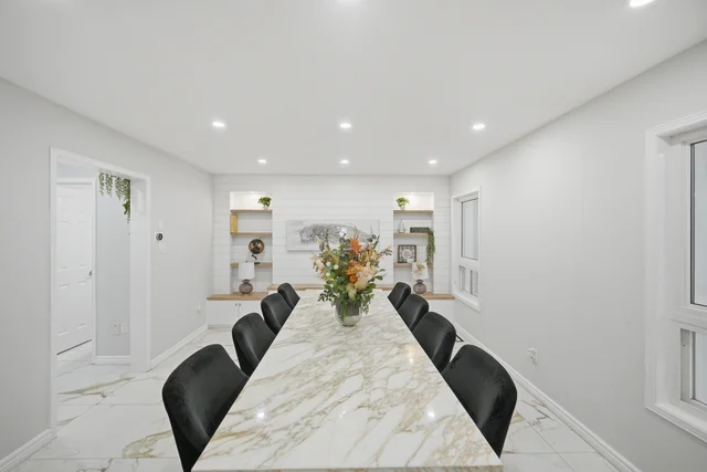 108 Gwillimbury Drive, Bradford - photo 11