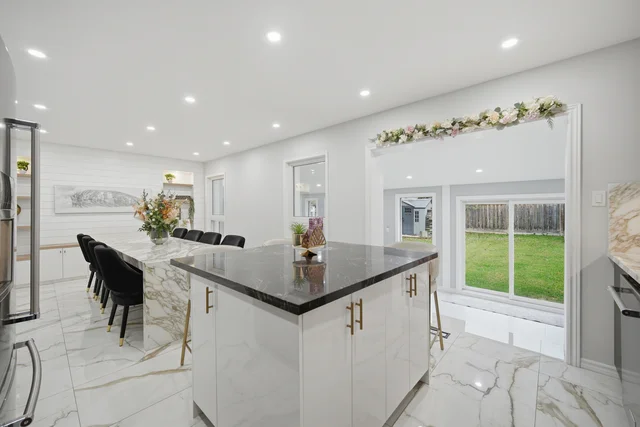 108 Gwillimbury Drive, Bradford - photo 16