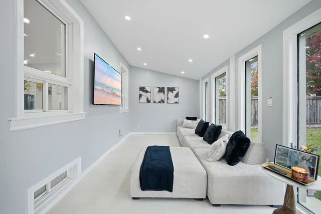 108 Gwillimbury Drive, Bradford - photo 20