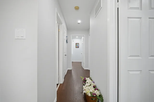 108 Gwillimbury Drive, Bradford - photo 24
