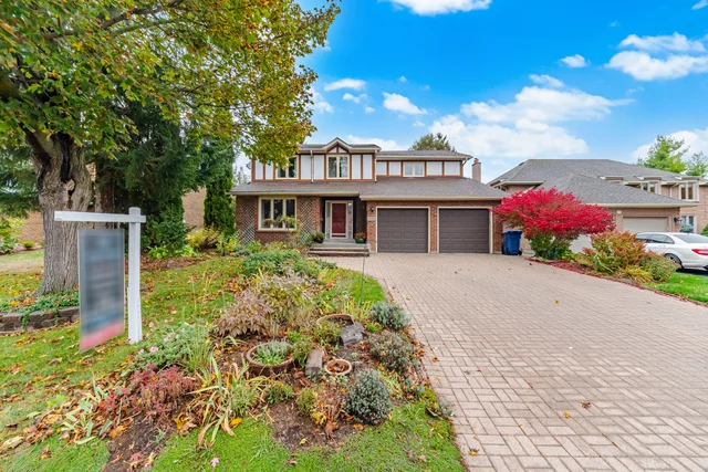 20 Devlin Place, Aurora - photo 3