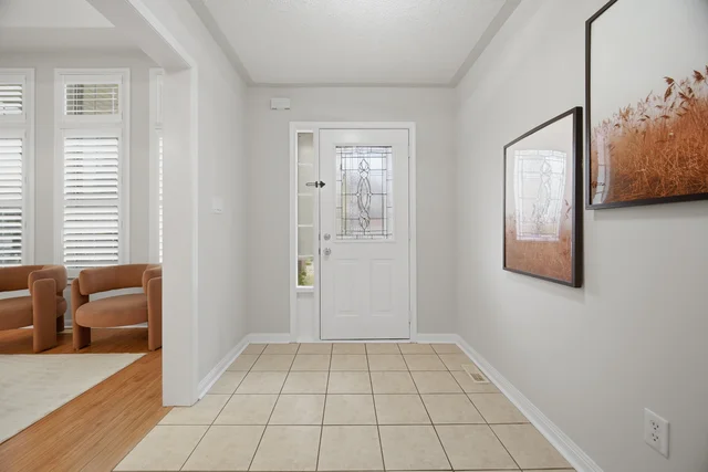 881 Lancaster Boulevard, Milton - photo 11