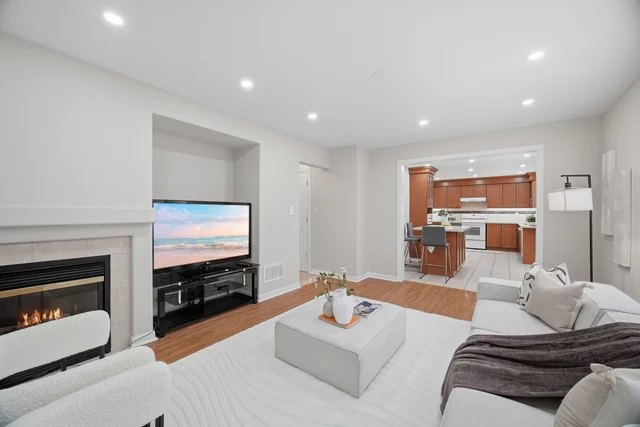 881 Lancaster Boulevard, Milton - photo 26