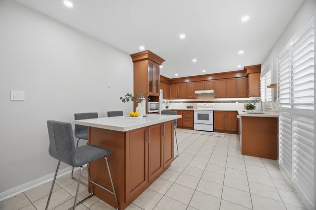 881 Lancaster Boulevard, Milton - photo 29