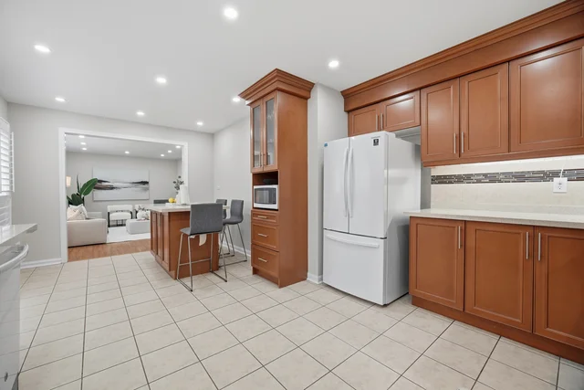 881 Lancaster Boulevard, Milton - photo 33