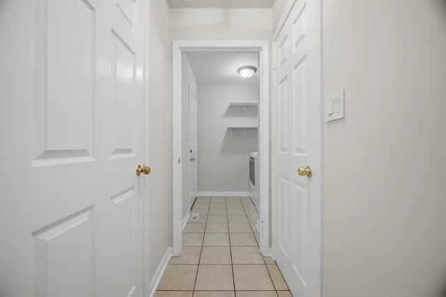 881 Lancaster Boulevard, Milton - photo 34