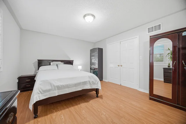 881 Lancaster Boulevard, Milton - photo 43