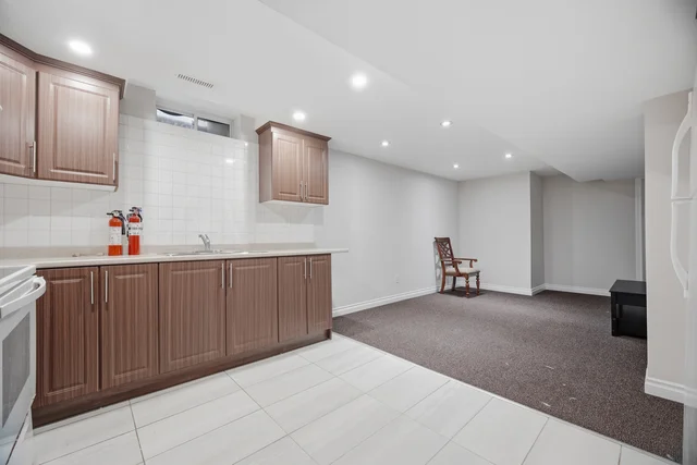 881 Lancaster Boulevard, Milton - photo 63