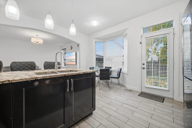 687 Marley Crescent, Milton - photo 23