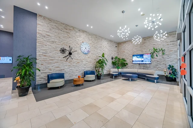 #604-3939 Duke of York Boulevard, Mississauga - photo 6