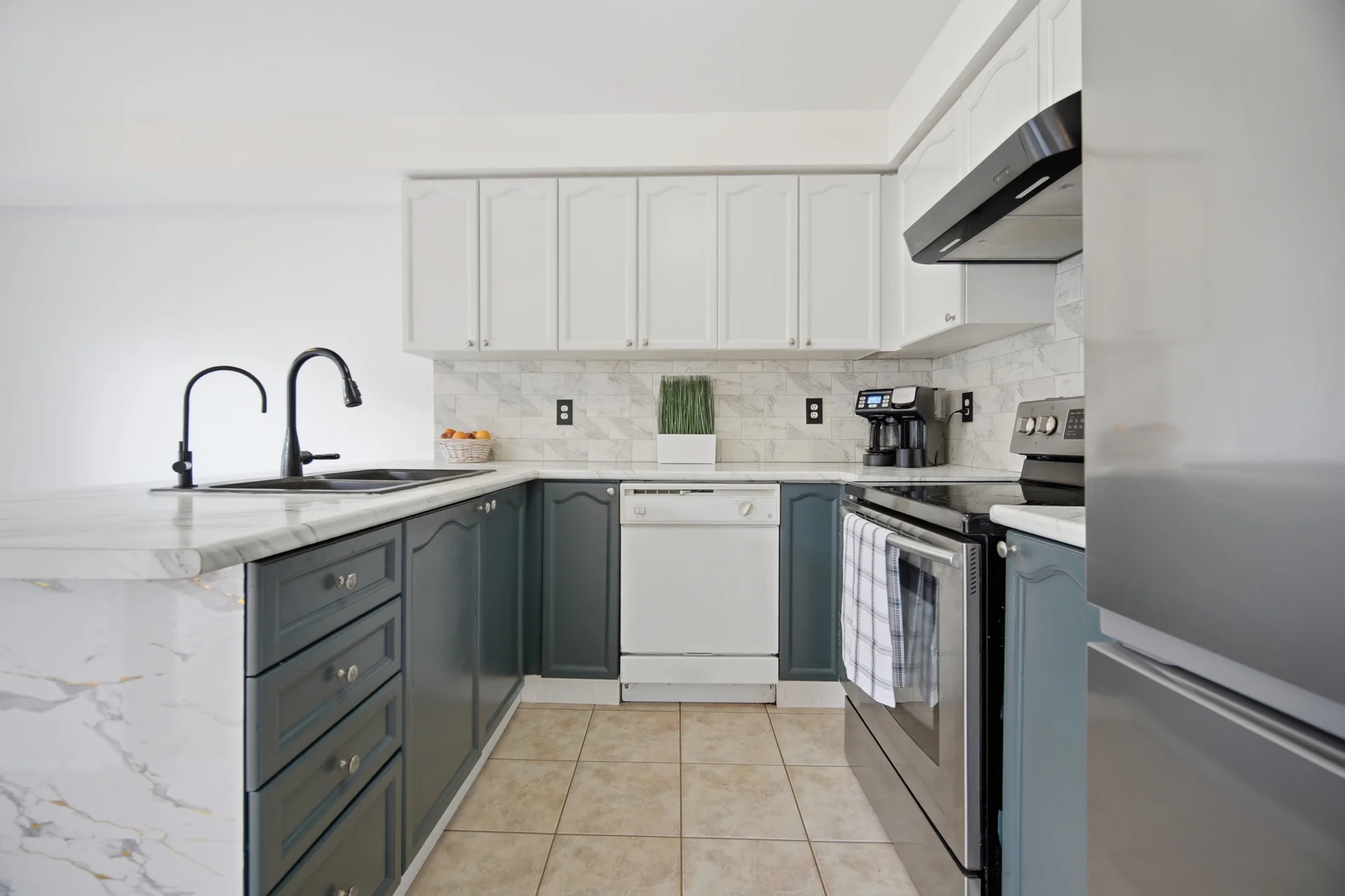 95 Sweetwood Circle, Brampton - photo 24