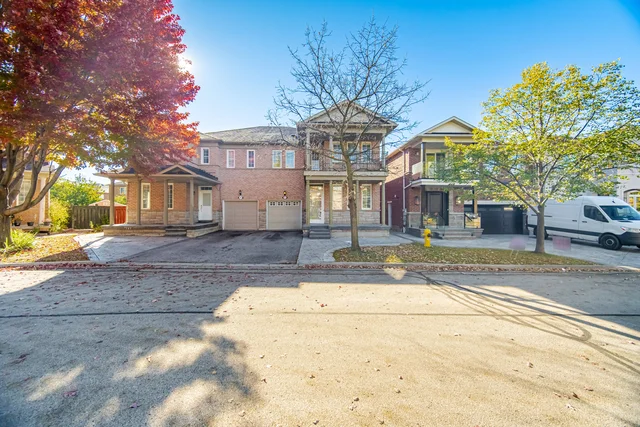 47 Reindeer Crescent, Woodbridge - photo 3