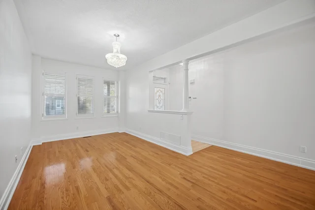 47 Reindeer Crescent, Woodbridge - photo 17