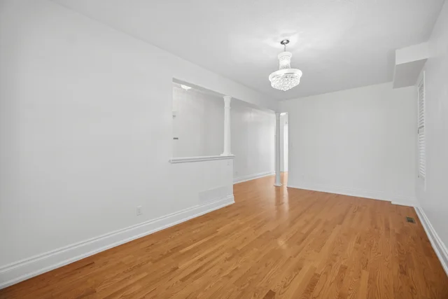 47 Reindeer Crescent, Woodbridge - photo 18