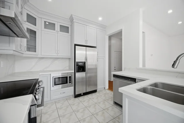 47 Reindeer Crescent, Woodbridge - photo 19