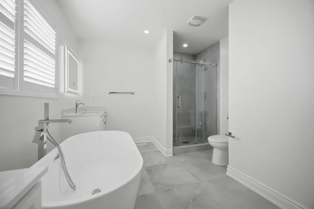 47 Reindeer Crescent, Woodbridge - photo 36
