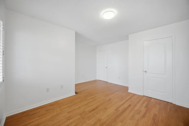 47 Reindeer Crescent, Woodbridge - photo 39