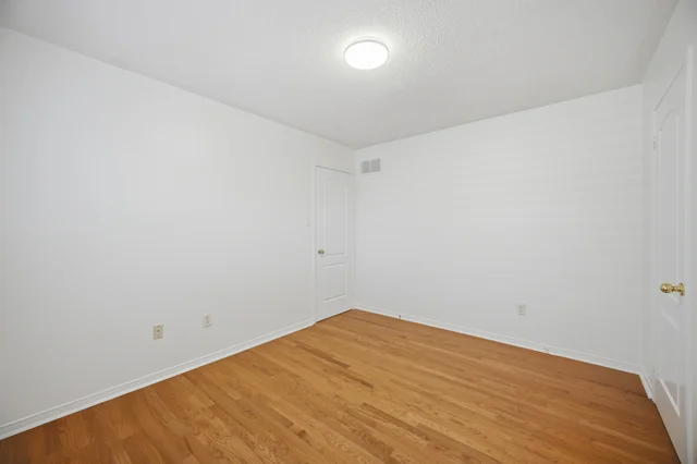47 Reindeer Crescent, Woodbridge - photo 46